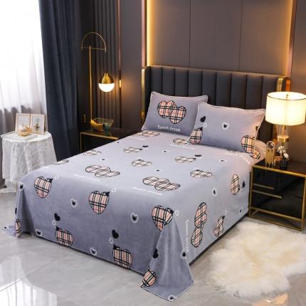 91家纺网 家纺一手货源 找家纺 情煊家纺 2021新款牛奶绒被单 爱心宝丽