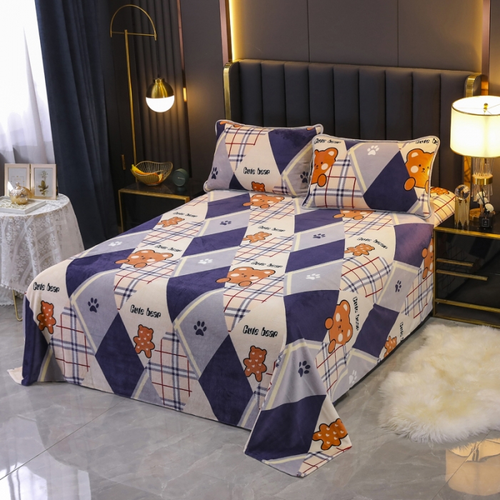 91家纺网 家纺一手货源 找家纺 情煊家纺 2021新款牛奶绒被单 可爱熊