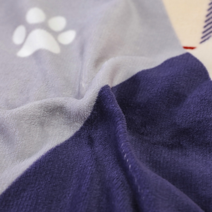 91家纺网 家纺一手货源 找家纺 情煊家纺 2021新款牛奶绒被单 可爱熊