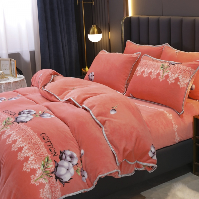 91家纺网 家纺一手货源 找家纺 情煊家纺 2021新款牛奶绒被单 木棉花开