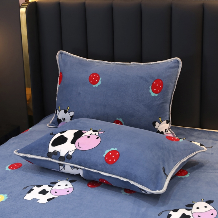 91家纺网 家纺一手货源 找家纺 情煊家纺 2021新款牛奶绒被单 甜蜜农场