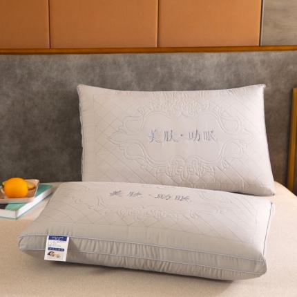 91家纺网 家纺一手货源 找家纺 枕之坊 2021新款美肤助眠热熔枕48×74cm 灰色