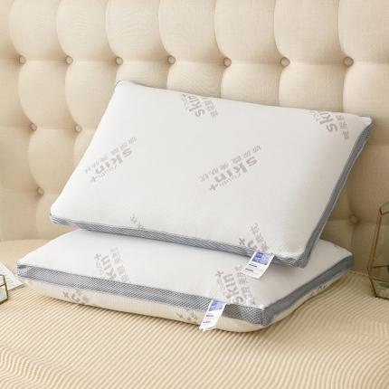 91家纺网 家纺一手货源 找家纺 （总）枕之坊 2021新款玻尿酸亲肤热熔枕48×74cm