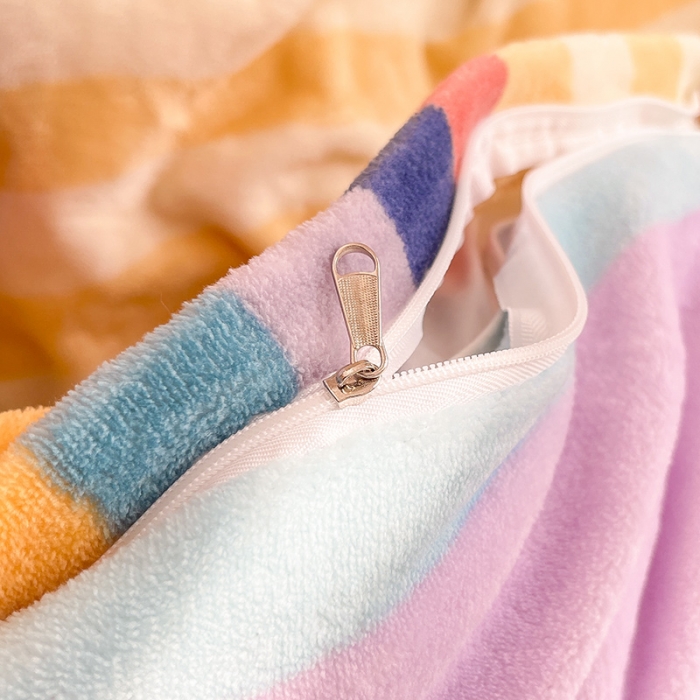 91家纺网 家纺一手货源 找家纺 安哆啦 2021新款220g牛奶绒简约款四件套 彩虹洋