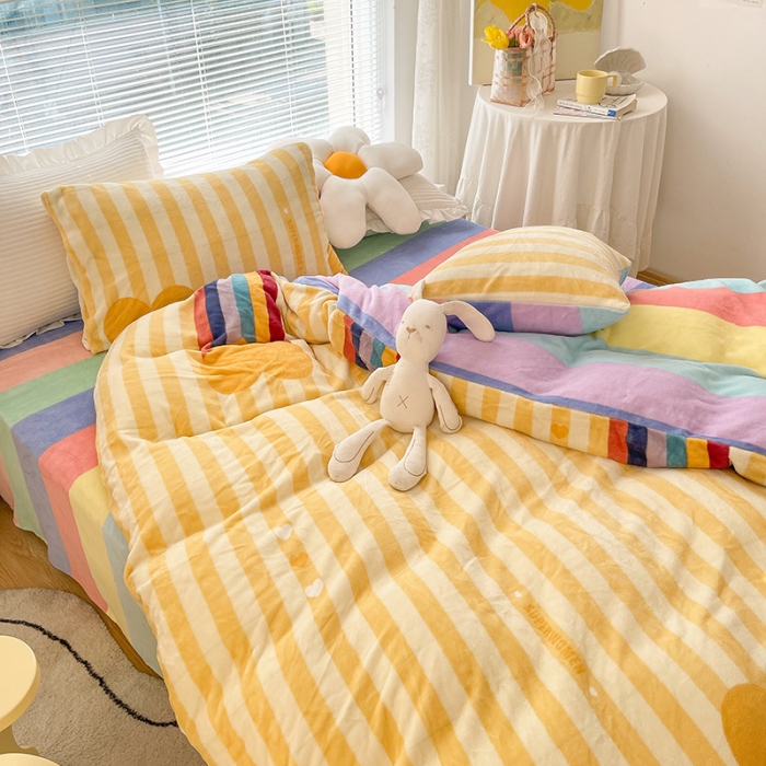 91家纺网 家纺一手货源 找家纺 安哆啦 2021新款220g牛奶绒简约款四件套 彩虹洋