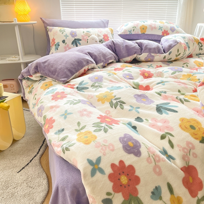 91家纺网 家纺一手货源 找家纺 安哆啦 2021新款220g牛奶绒简约款四件套 蝶恋花