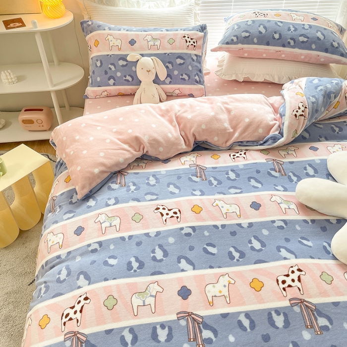 91家纺网 家纺一手货源 找家纺 安哆啦 2021新款220g牛奶绒简约款四件套 多彩豹纹