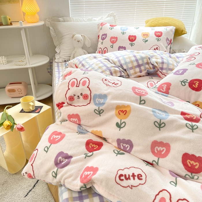 91家纺网 家纺一手货源 找家纺 安哆啦 2021新款220g牛奶绒简约款四件套 花中兔