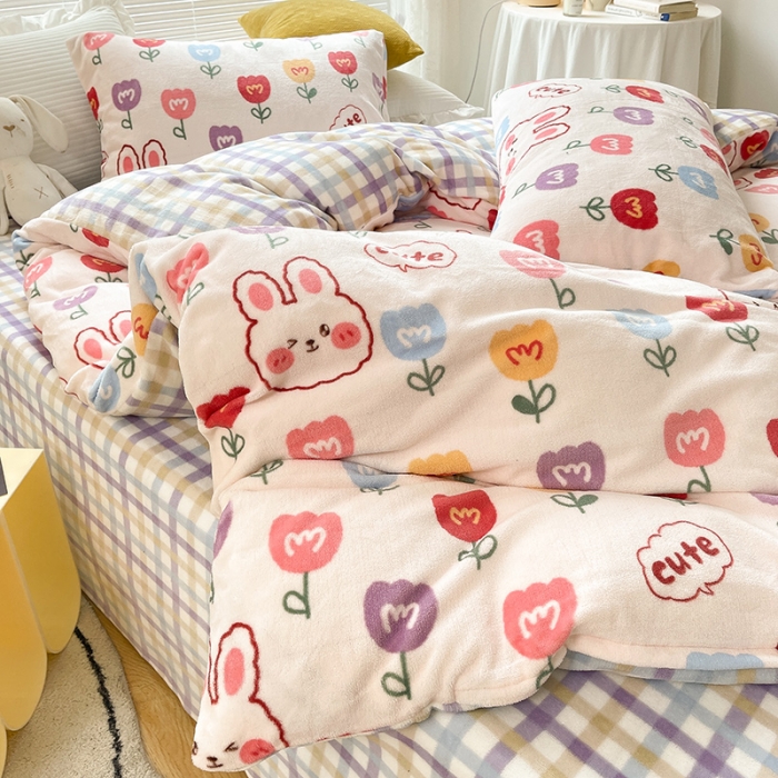 91家纺网 家纺一手货源 找家纺 安哆啦 2021新款220g牛奶绒简约款四件套 花中兔