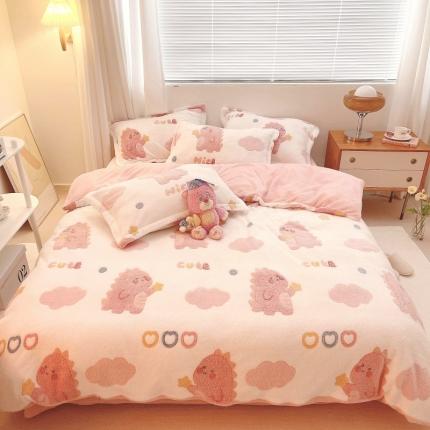 91家纺网 家纺一手货源 找家纺 川悦生活 2021新款立体雪花绒四件套直播供货爱心恐龙