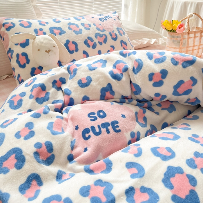 91家纺网 家纺一手货源 找家纺 安哆啦 2021新款220g牛奶绒简约款四件套 可爱多