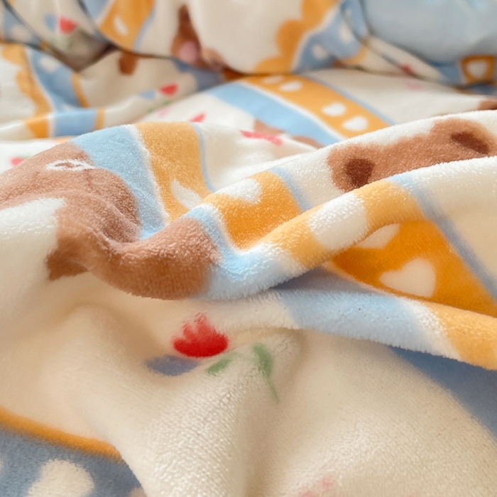 91家纺网 家纺一手货源 找家纺 安哆啦 2021新款220g牛奶绒简约款四件套 可爱熊