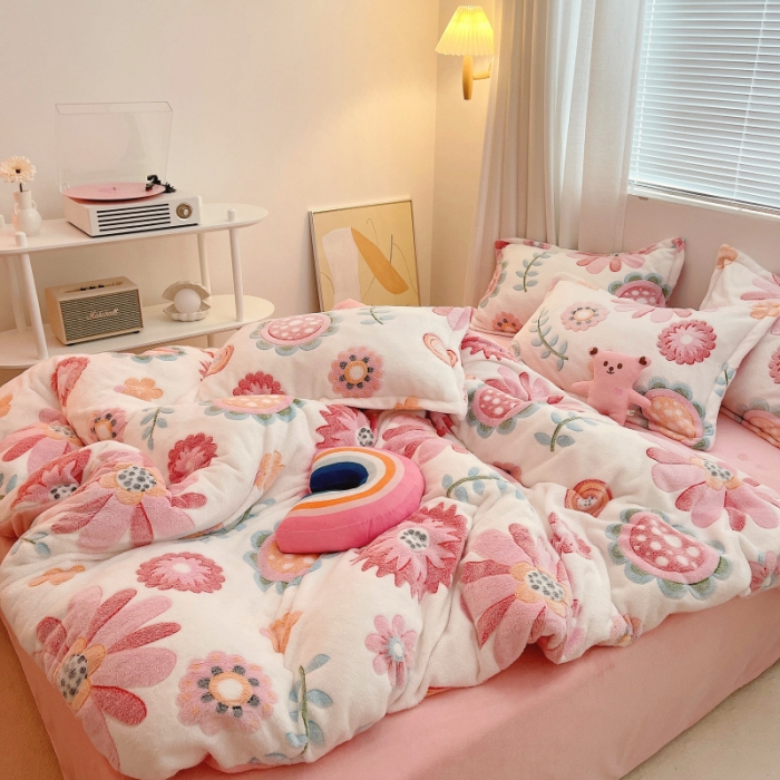 91家纺网 家纺一手货源 找家纺 川悦生活 2021新款立体雪花绒四件套直播供货 彩虹花