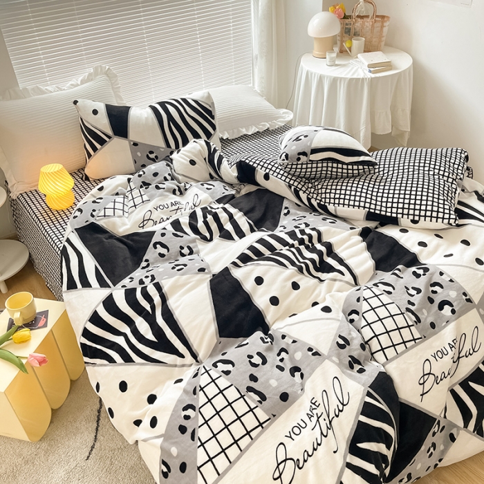 91家纺网 家纺一手货源 找家纺 安哆啦 2021新款220g牛奶绒简约款四件套 零度空间