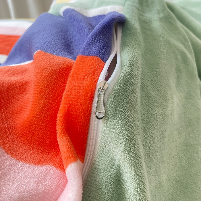 91家纺网 家纺一手货源 找家纺 安哆啦 2021新款220g牛奶绒简约款四件套 炫彩花朵