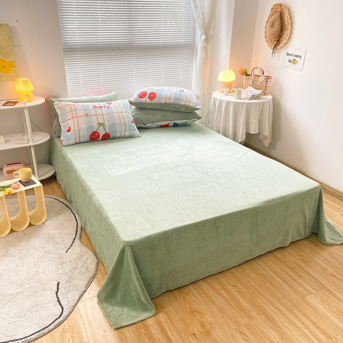 91家纺网 家纺一手货源 找家纺 安哆啦 2021新款220g牛奶绒简约款四件套 樱桃兔兔