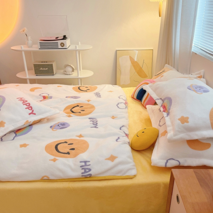 91家纺网 家纺一手货源 找家纺 川悦生活 2021新款立体雪花绒四件套直播供货 欢乐微笑