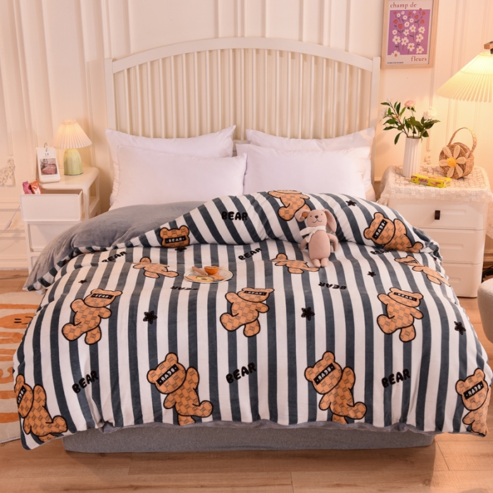 91家纺网 家纺一手货源 找家纺 眠博士 2021新款印花款多功能毛毯单被套特工熊