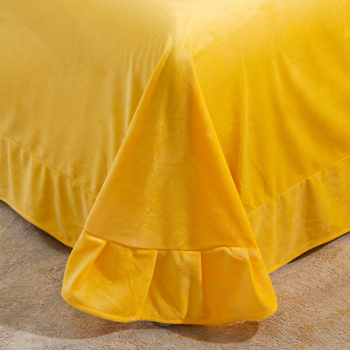 91家纺网 家纺一手货源 找家纺 2025新款数码印花加厚水晶绒法莱绒四件套牛奶宝宝雕花 梦幻巴黎