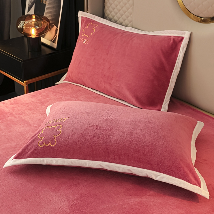 91家纺网 家纺一手货源 找家纺 爱洛家纺2021新款牛奶绒四件套 红豆沙