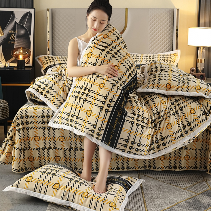 91家纺网 家纺一手货源 找家纺 爱洛家纺2021新款牛奶绒四件套 可爱-熊