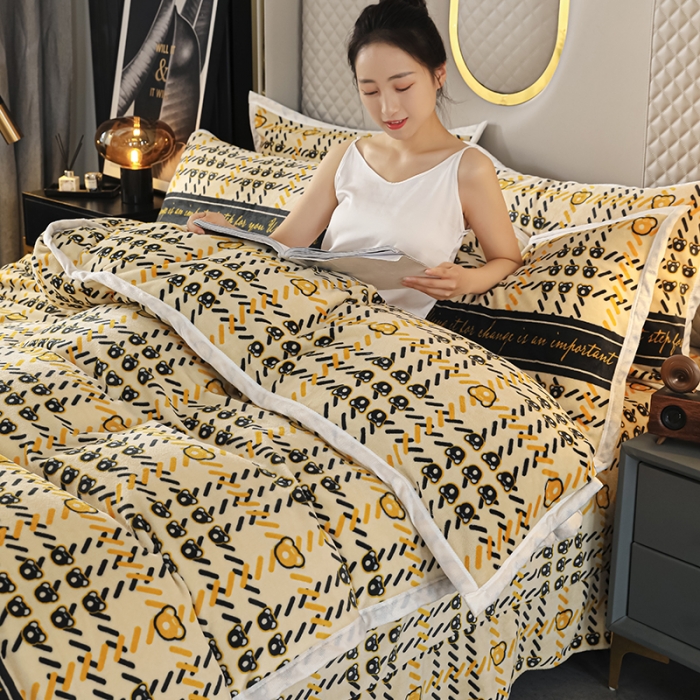 91家纺网 家纺一手货源 找家纺 爱洛家纺2021新款牛奶绒四件套 可爱-熊