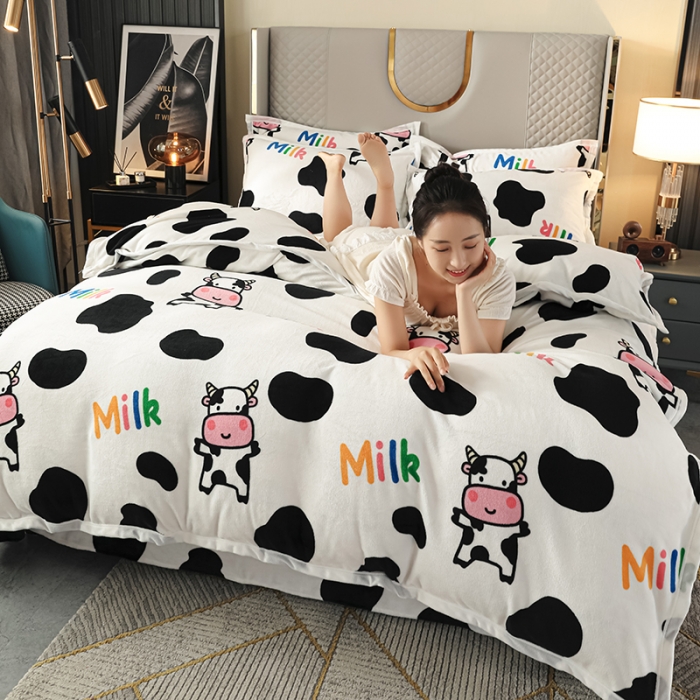 91家纺网 家纺一手货源 找家纺 爱洛家纺2021新款牛奶绒四件套 小奶牛