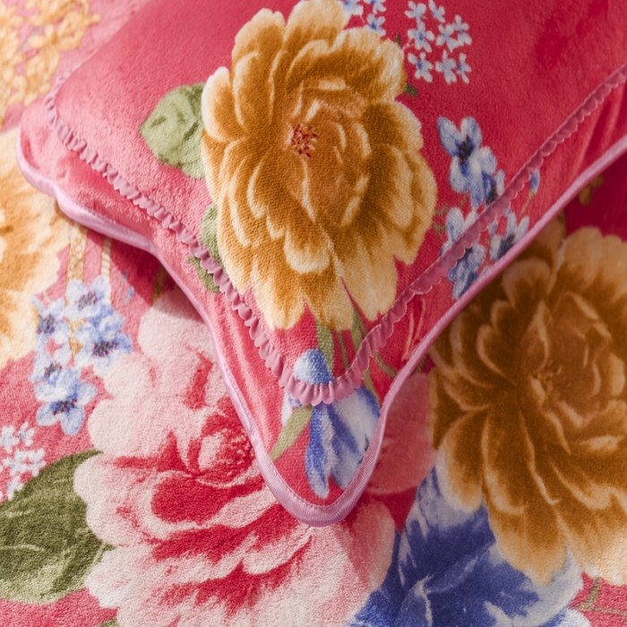 91家纺网 家纺一手货源 找家纺 爱洛家纺2021新款金貂绒四件套 百花争艳-粉