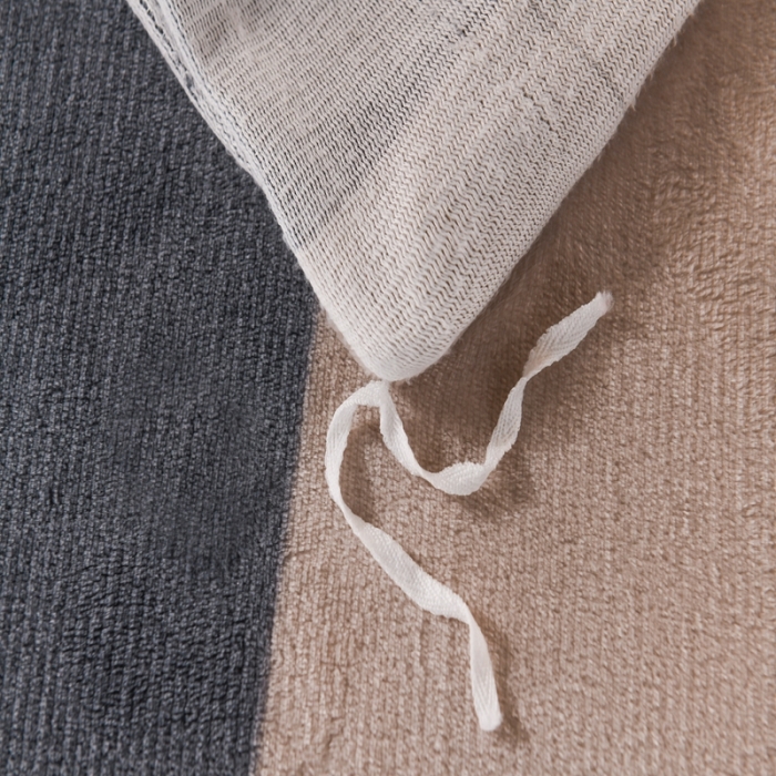 91家纺网 家纺一手货源 找家纺 爱洛家纺2021新款金貂绒四件套 格调