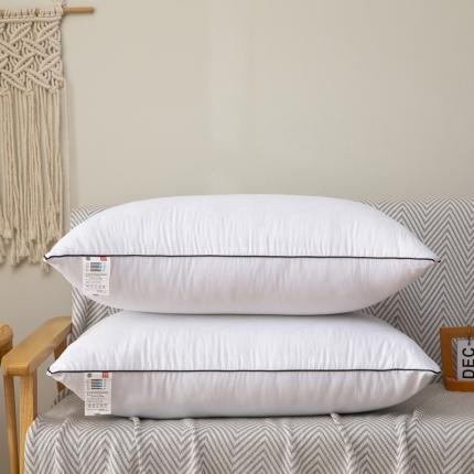 91家纺网 家纺一手货源 找家纺 枕之坊 2021新款菱形舒适枕48×74cm 白色