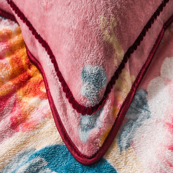 91家纺网 家纺一手货源 找家纺 爱洛家纺2021新款金貂绒四件套 繁花似锦