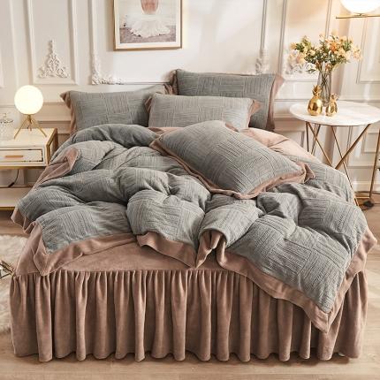 91家纺网 家纺一手货源 找家纺 网红馆 2025新款牛奶绒雕花四件套 浮世-雾灰