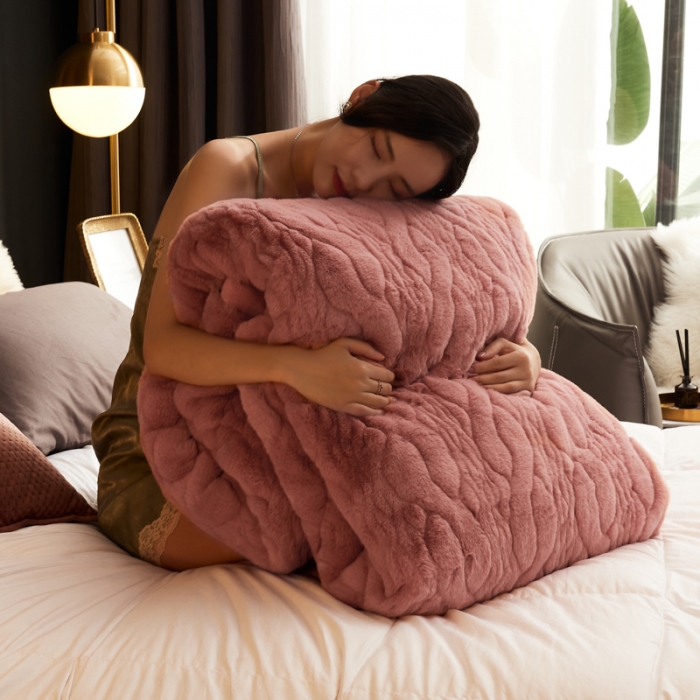 91家纺网 家纺一手货源 找家纺 凯轩毛毛毯毯子 仿裘皮毛毛毯毯子 藕粉