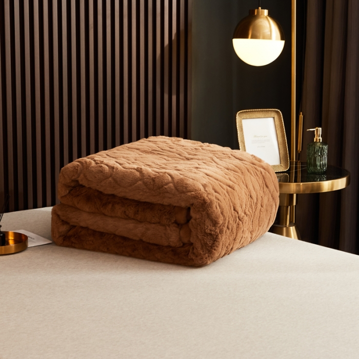 91家纺网 家纺一手货源 找家纺 凯轩毛毛毯毯子 仿裘皮毛毛毯毯子 沙漠红