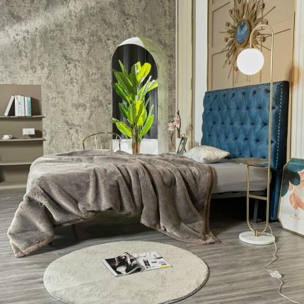 91家纺网 家纺一手货源 找家纺 （总）凯轩毛毛毯毯子 仿雪狐毛皮毛毛毯毯子 婚庆毛毯毯子 保暖毛毯毯子