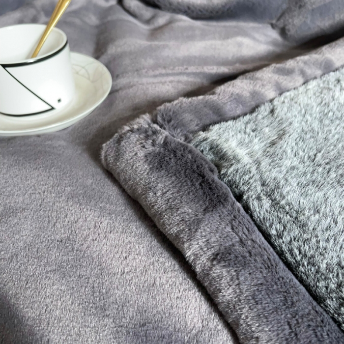 91家纺网 家纺一手货源 找家纺 凯轩毛毛毯毯子 2024新款仿雪狐毛皮毛毛毯毯子 雪狐青