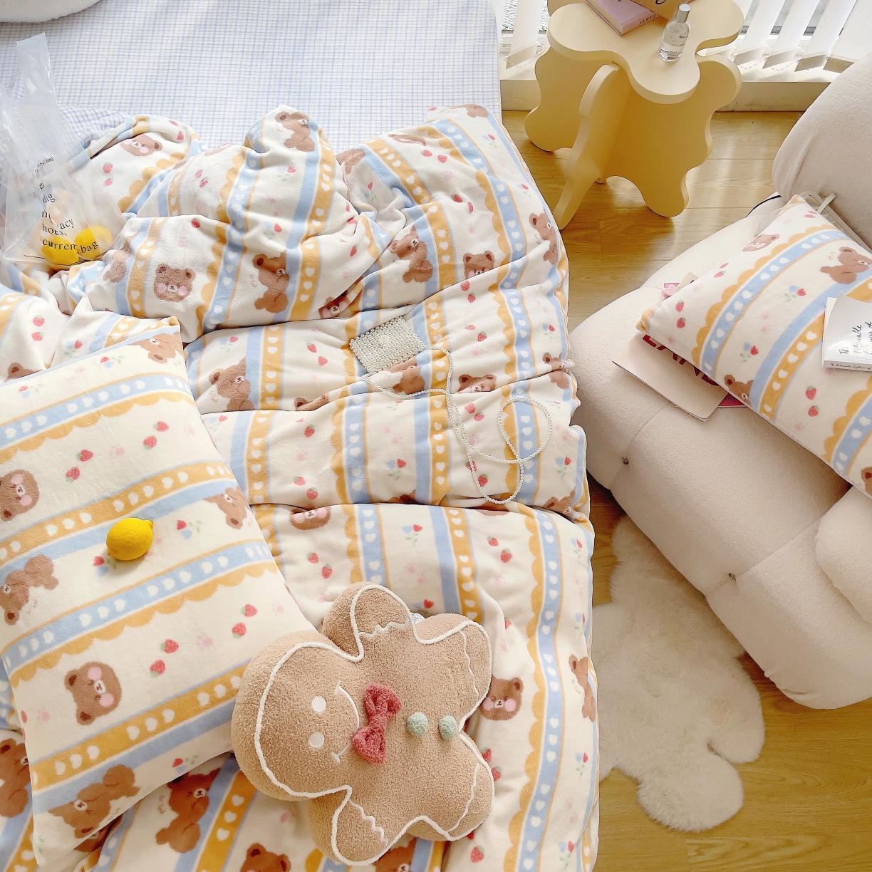 91家纺网 家纺一手货源 找家纺 圆岛 2021新款高克重牛奶绒ins小清新四件套 软萌熊