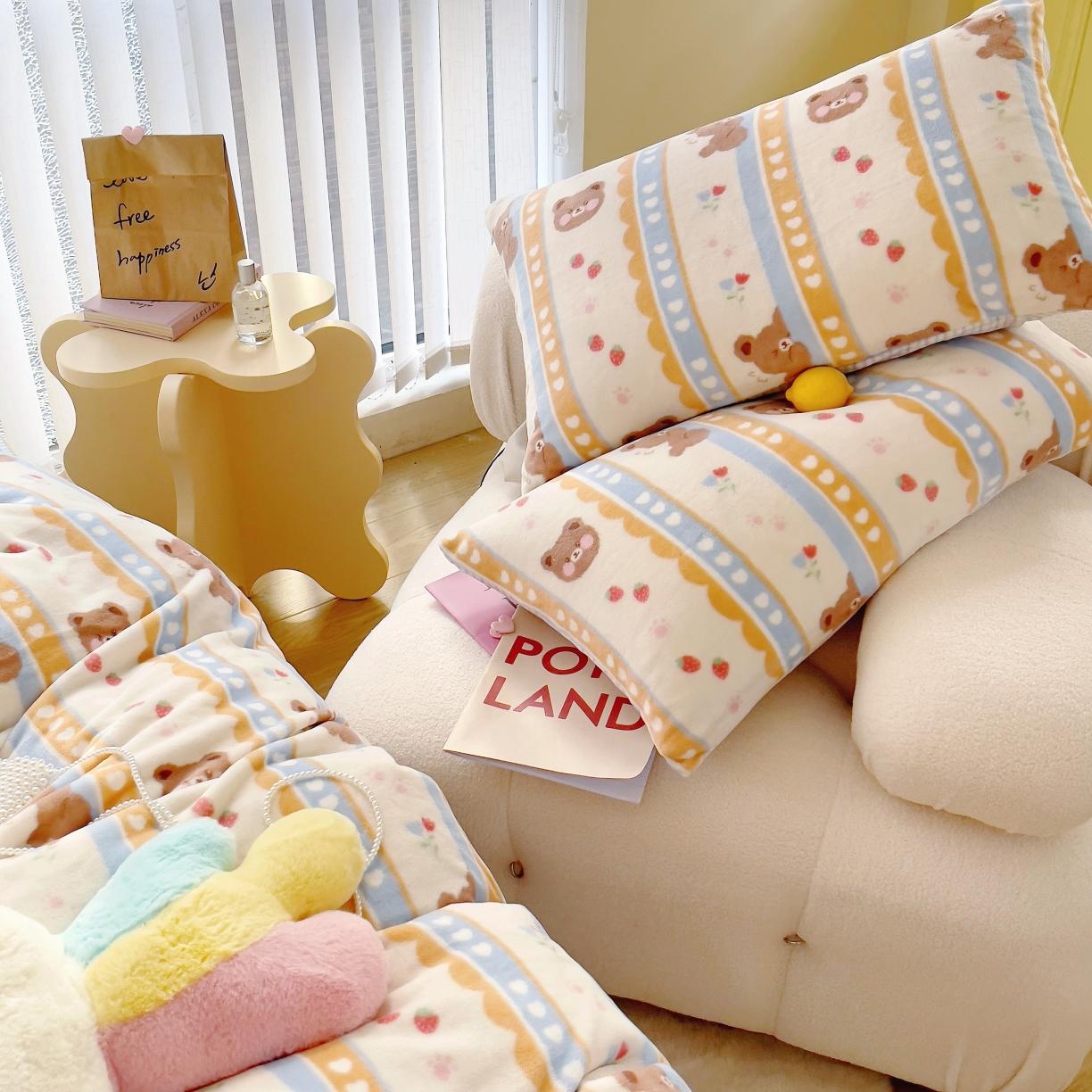 91家纺网 家纺一手货源 找家纺 圆岛 2021新款高克重牛奶绒ins小清新四件套 软萌熊