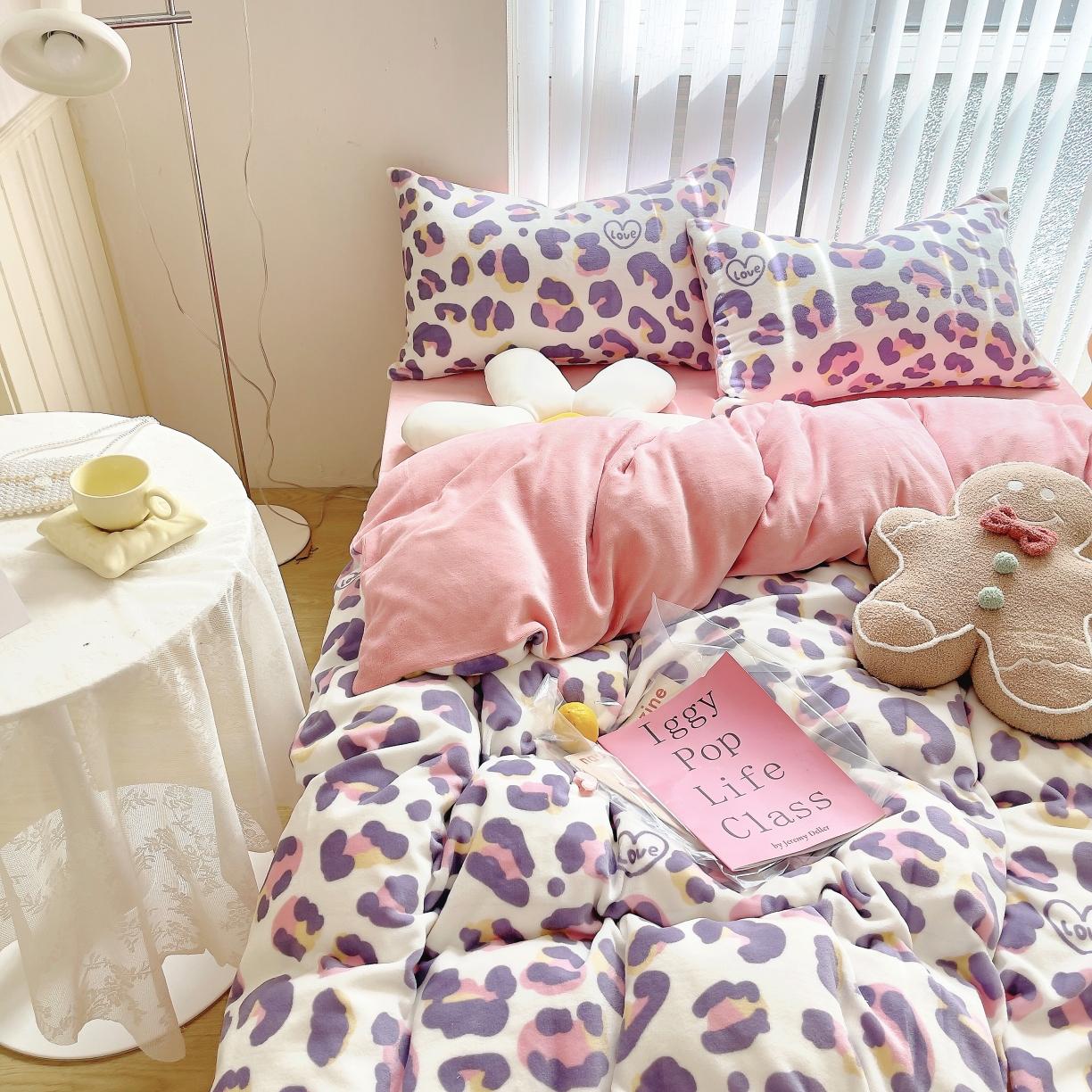 91家纺网 家纺一手货源 找家纺 圆岛 2021新款高克重牛奶绒ins小清新四件套 豹纹