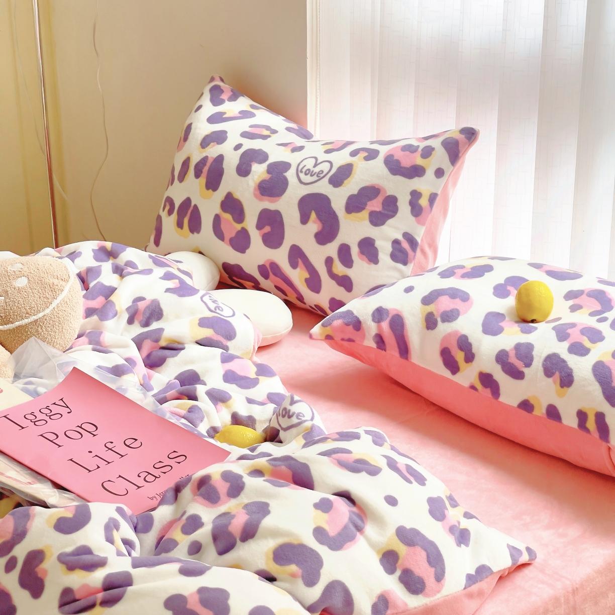 91家纺网 家纺一手货源 找家纺 圆岛 2021新款高克重牛奶绒ins小清新四件套 豹纹