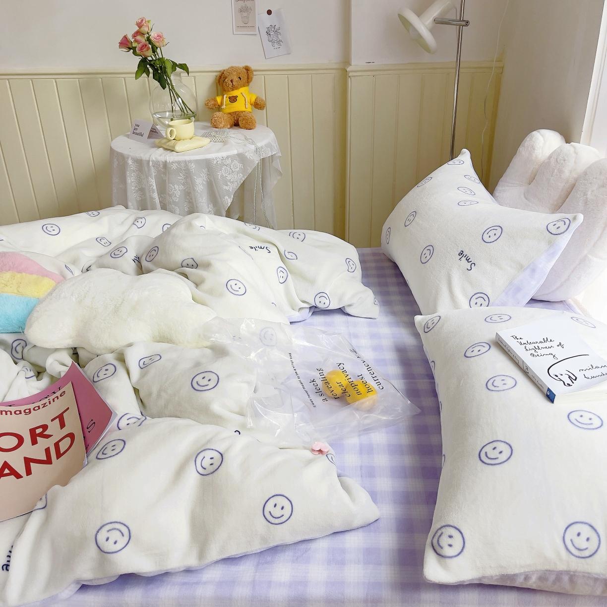 91家纺网 家纺一手货源 找家纺 圆岛 2021新款高克重牛奶绒ins小清新四件套 笑脸