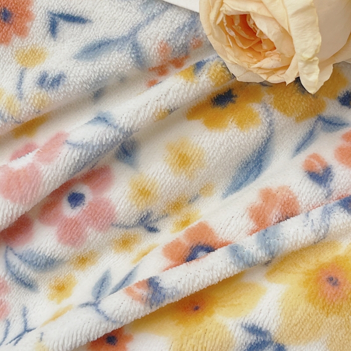 91家纺网 家纺一手货源 找家纺 圆岛 2021新款法式浪漫牛奶绒四件套 花间 兰