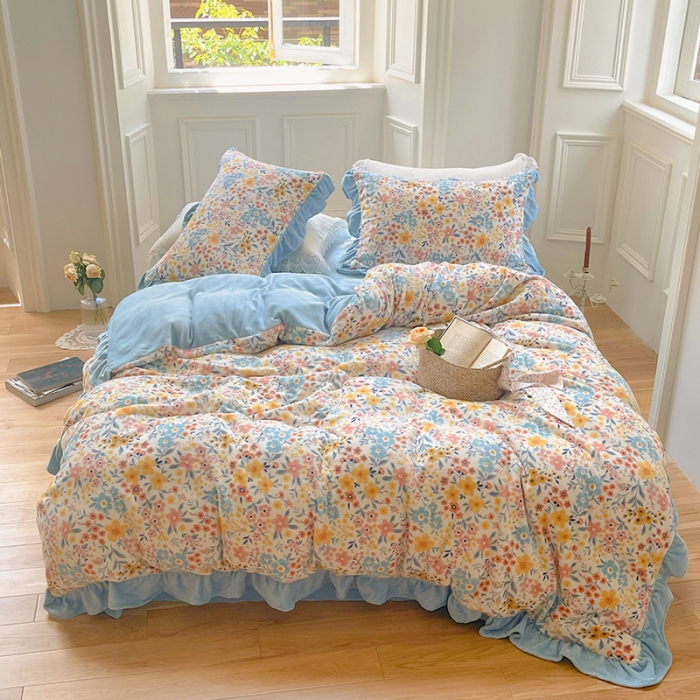 91家纺网 家纺一手货源 找家纺 圆岛 2021新款法式浪漫牛奶绒四件套 花间 兰