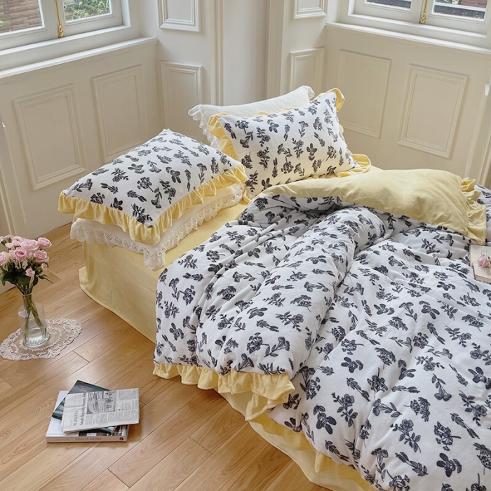 91家纺网 家纺一手货源 找家纺 圆岛 2021新款法式浪漫牛奶绒四件套 墨黛 米黄