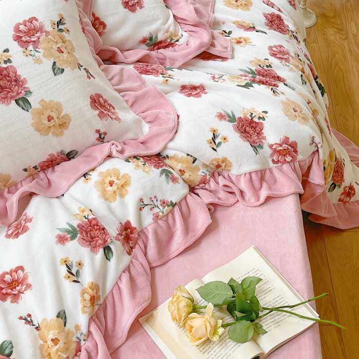 91家纺网 家纺一手货源 找家纺 圆岛 2021新款法式浪漫牛奶绒四件套 牡丹 洋粉