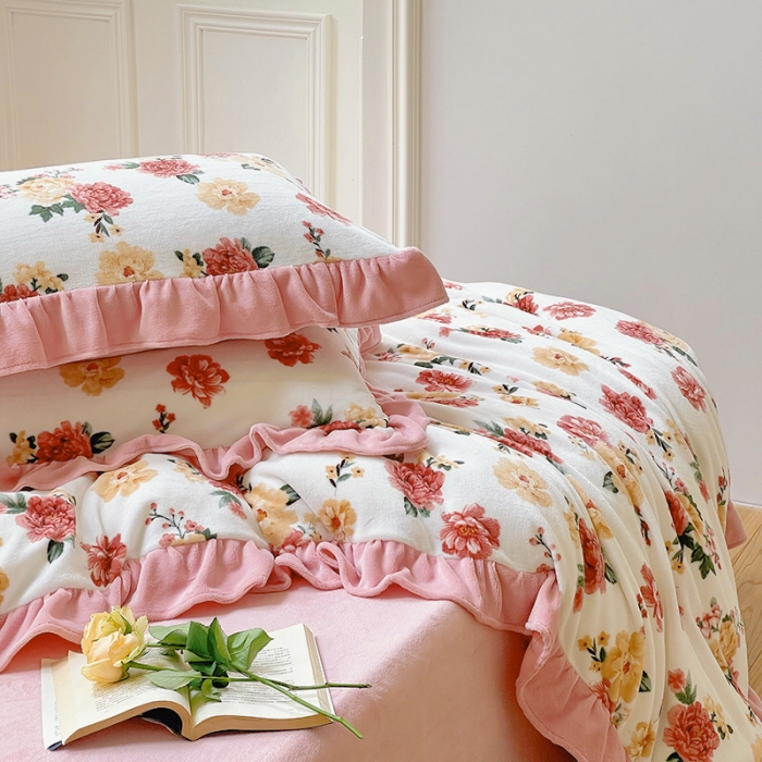 91家纺网 家纺一手货源 找家纺 圆岛 2021新款法式浪漫牛奶绒四件套 牡丹 洋粉