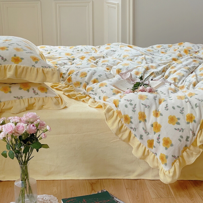 91家纺网 家纺一手货源 找家纺 圆岛 2021新款法式浪漫牛奶绒四件套 星蔓 奶油黄