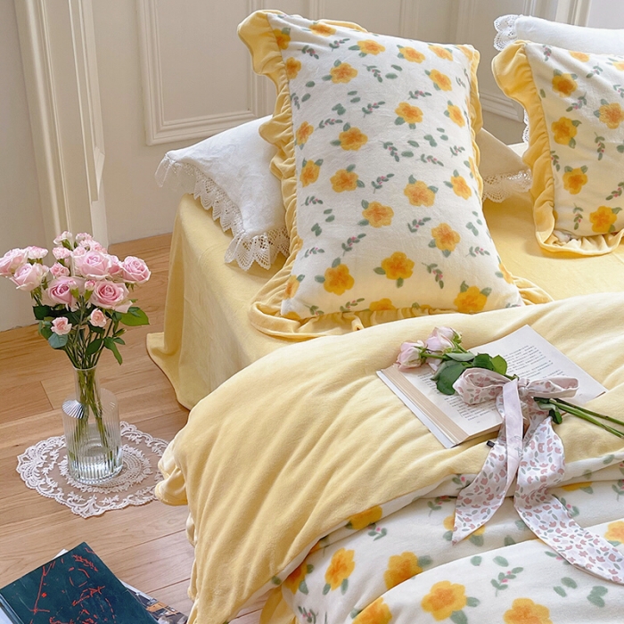 91家纺网 家纺一手货源 找家纺 圆岛 2021新款法式浪漫牛奶绒四件套 星蔓 奶油黄