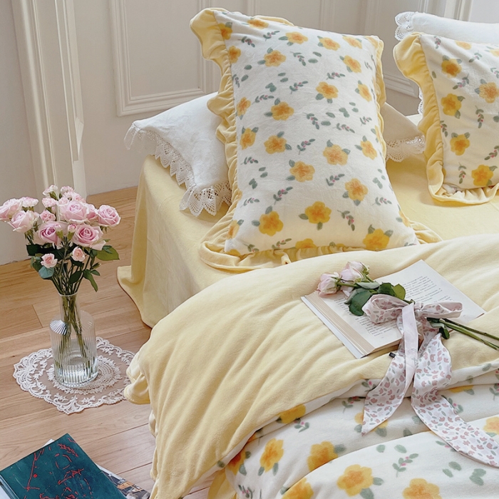 91家纺网 家纺一手货源 找家纺 圆岛 2021新款法式浪漫牛奶绒四件套 星蔓 奶油黄