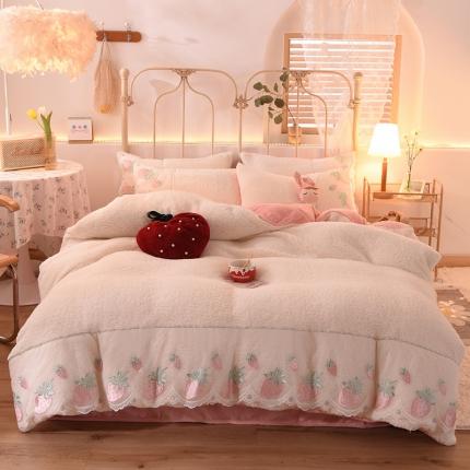 91家纺网 家纺一手货源 找家纺 眠博士 2021新款直播 羊羔绒蕾丝花边系列四件套甜蜜草莓白